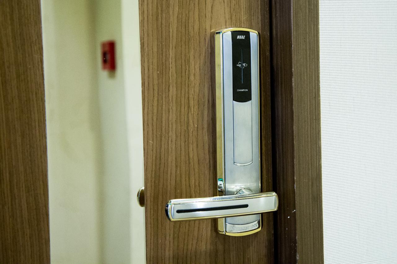 シャンハイ レッド ホテル 香港 部屋 写真